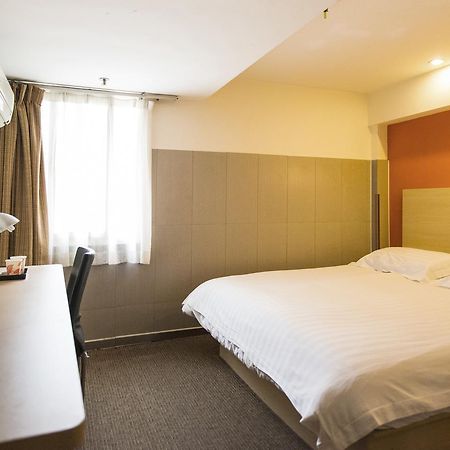 Motel Zhenjiang Jiefang Road ภายนอก รูปภาพ